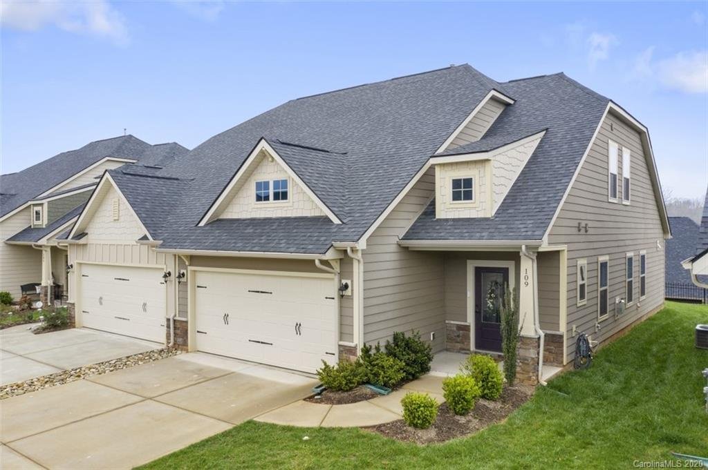 109 Canter Lane