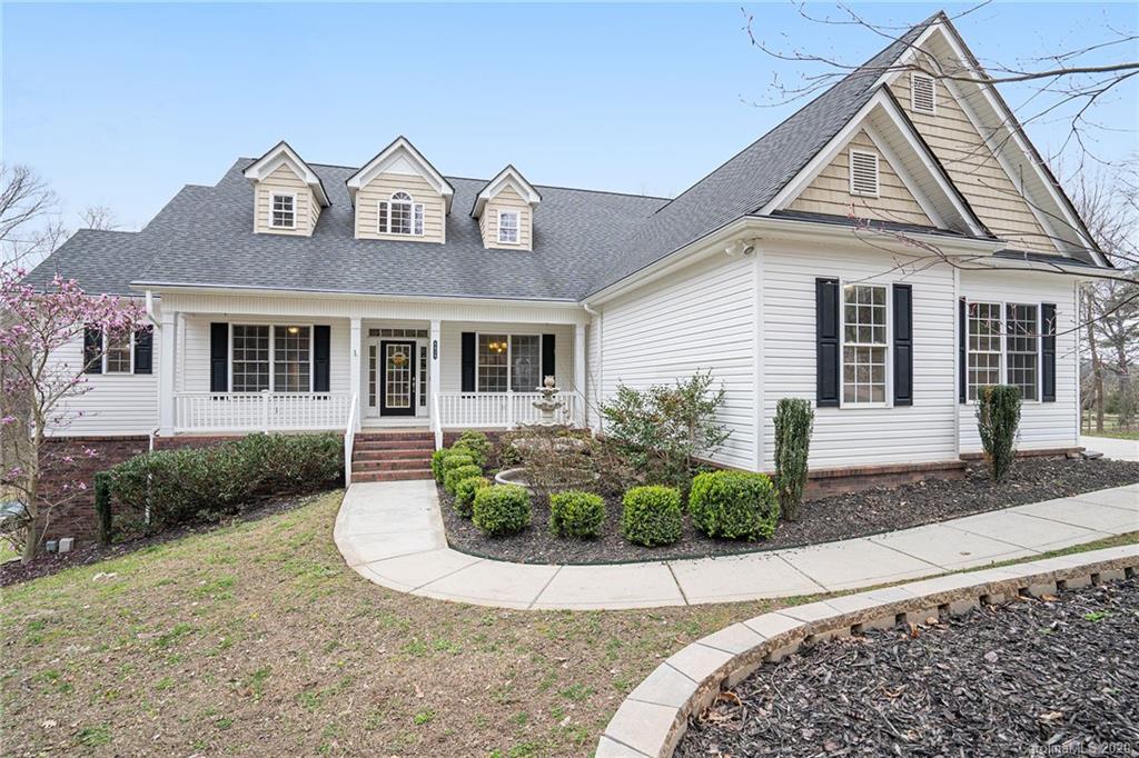 5415 Club View Drive