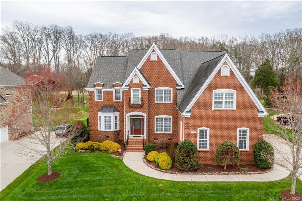505 Five Leaf Lane