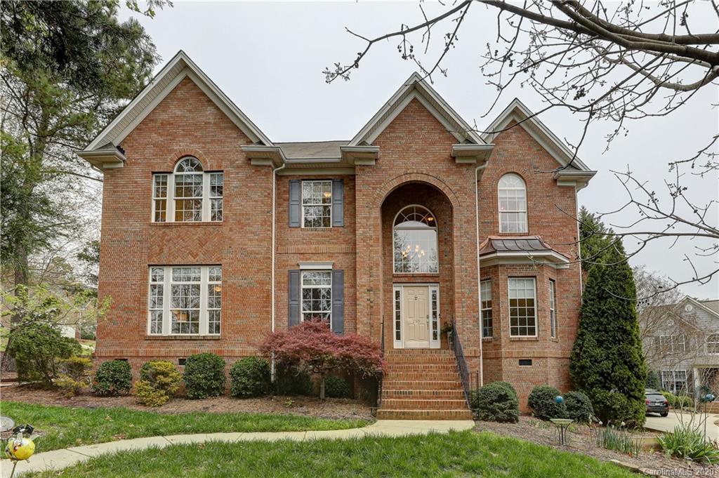 259 Shoreline Parkway