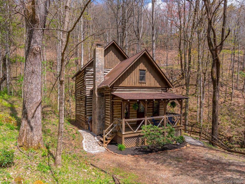 633 Creekside Drive