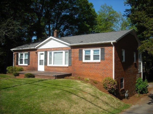 3039 N Center Street
