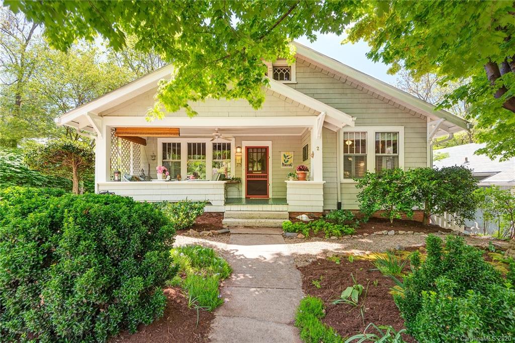2 Woodlawn Avenue