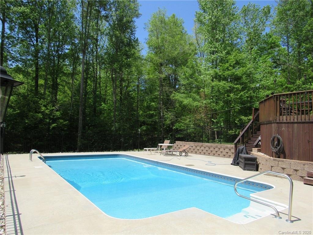 405 Front Ridge Circle 62