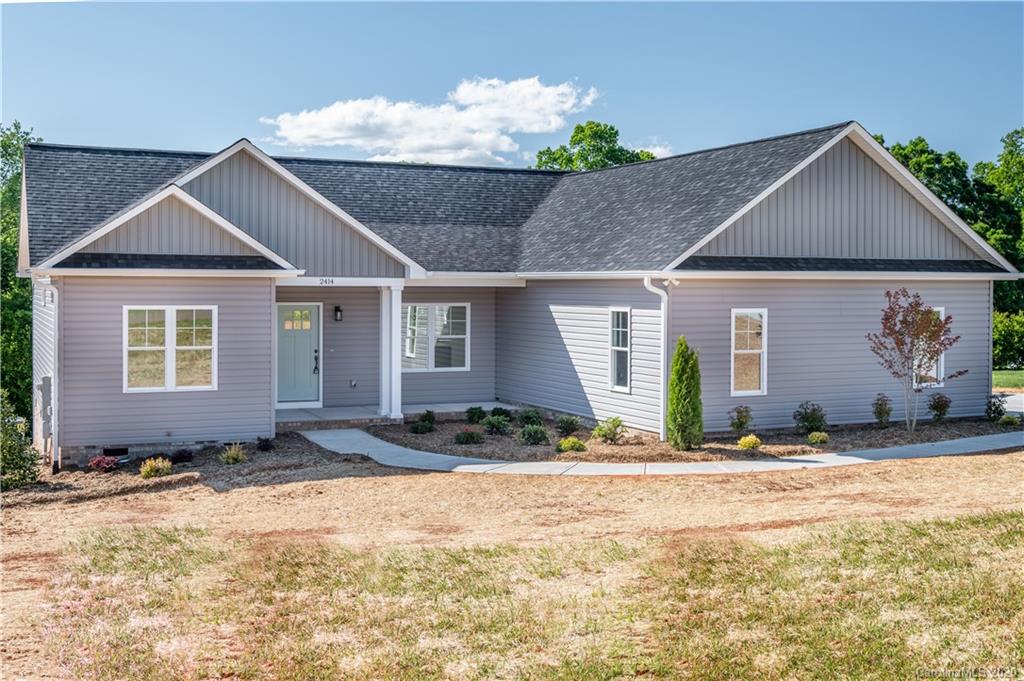 2414 Carriage Lane