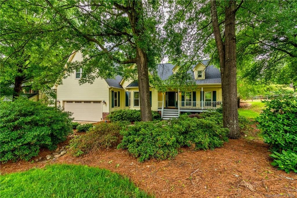 504 Worthington Court