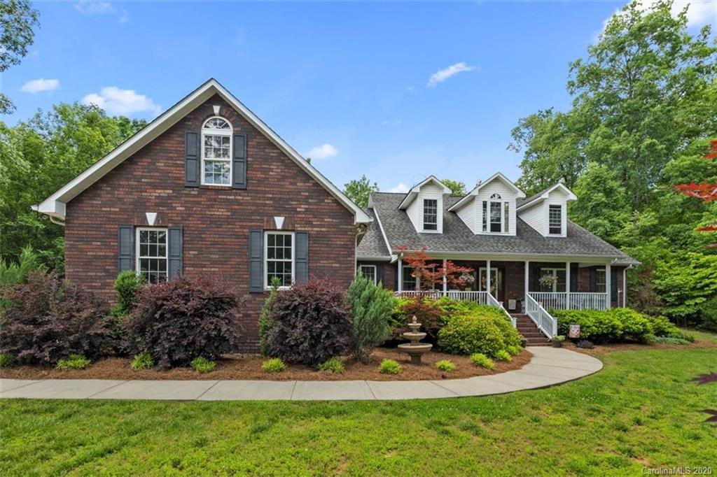 2925 Noritake Trail