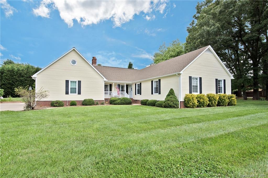 765 Timberlane Trail
