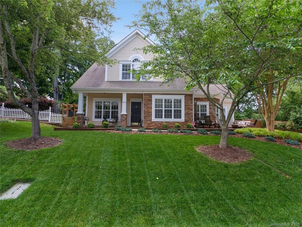 826 Lemond Lane