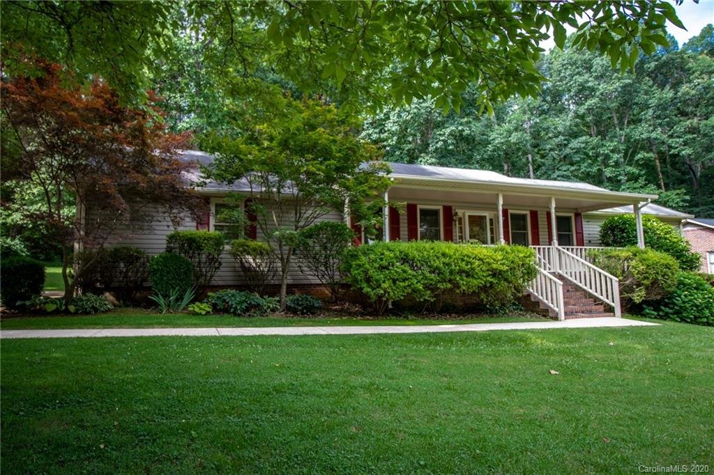 301 Travis Lane