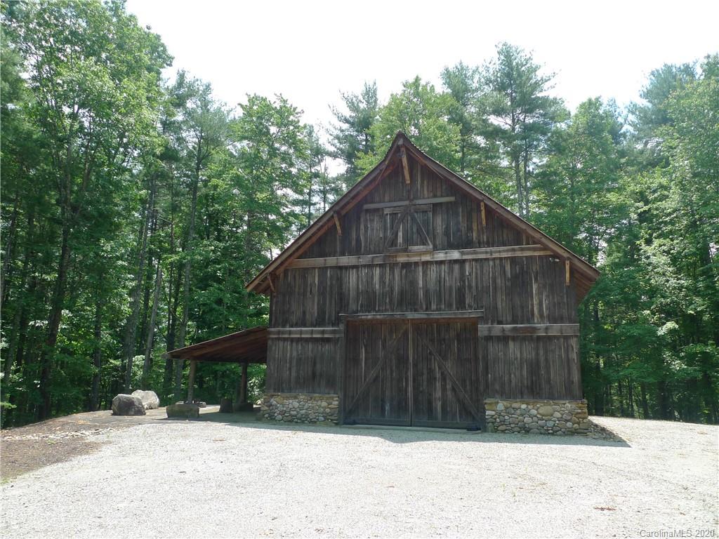 1039 Black Forest Drive 16