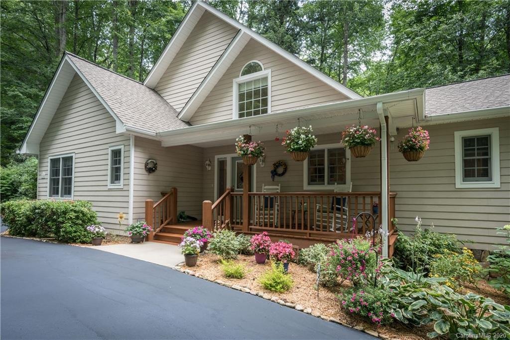 118 Streamside Drive