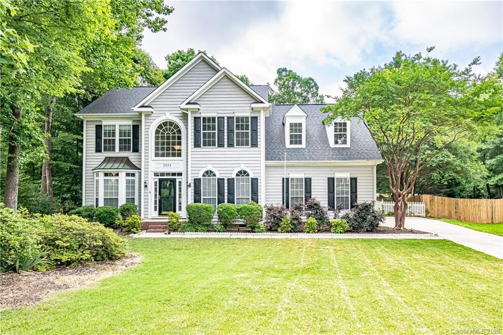 2933 Pinewood Hill Drive