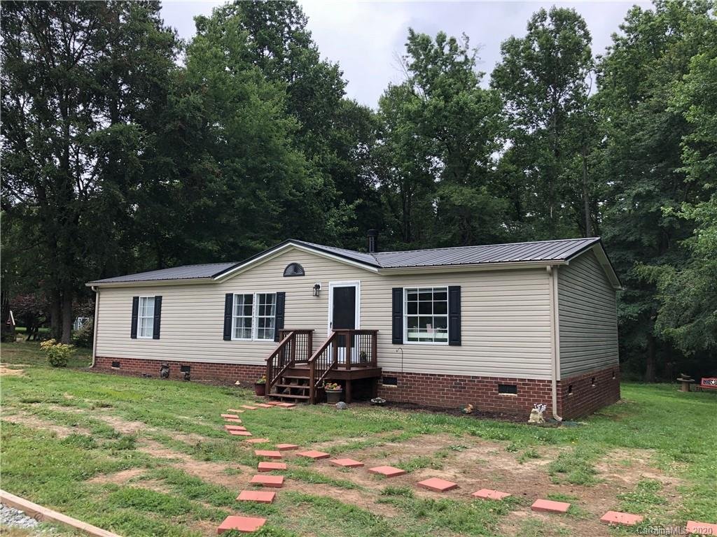 5752 Pug Lane