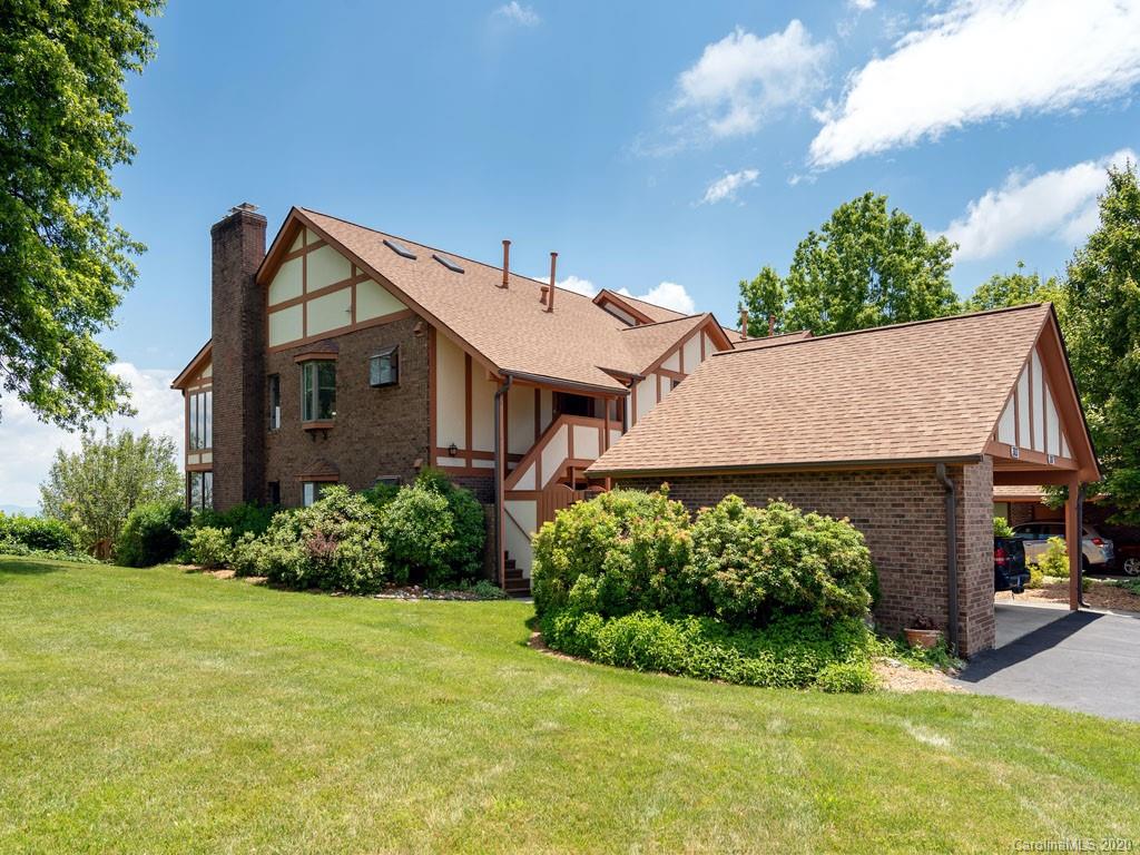 303 Fleetwood Plaza
