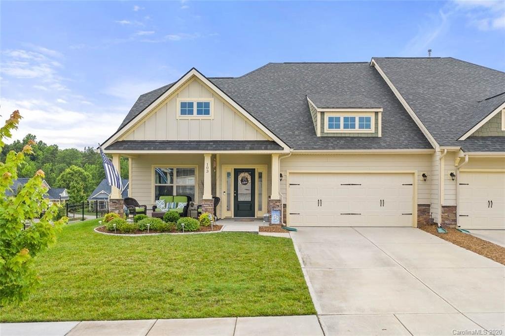 103 Canter Lane