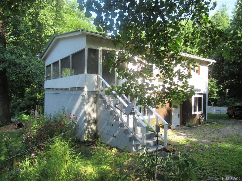 822 Azalea Avenue