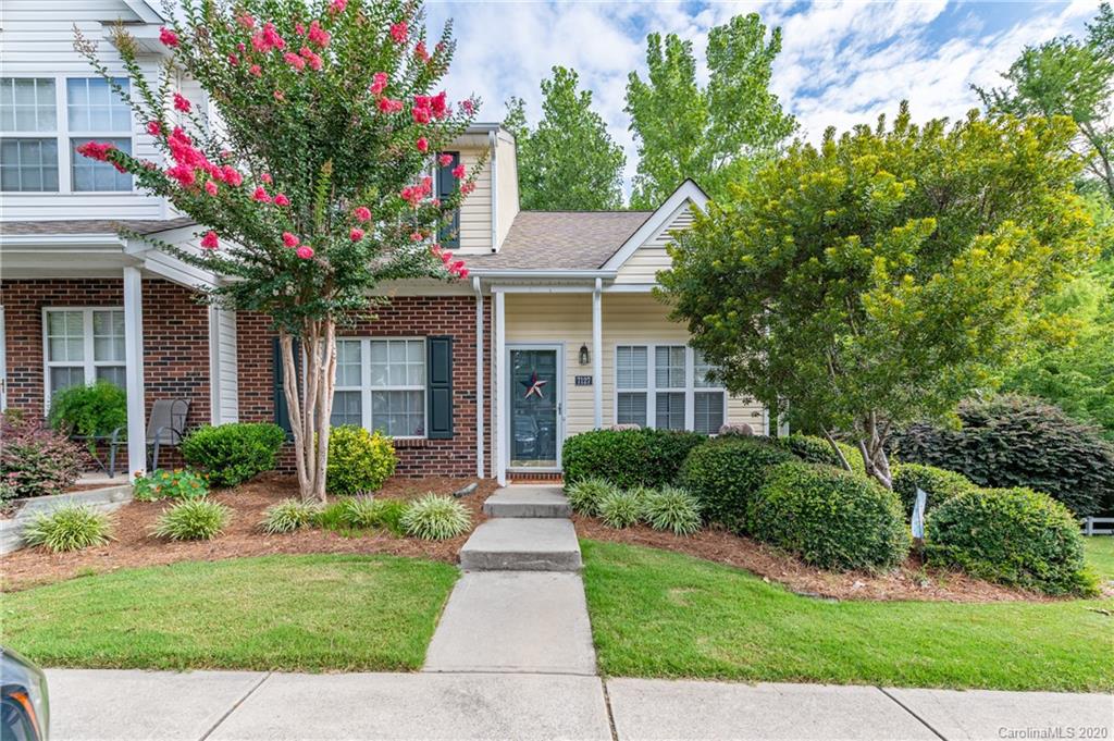 7127 Bidford Court