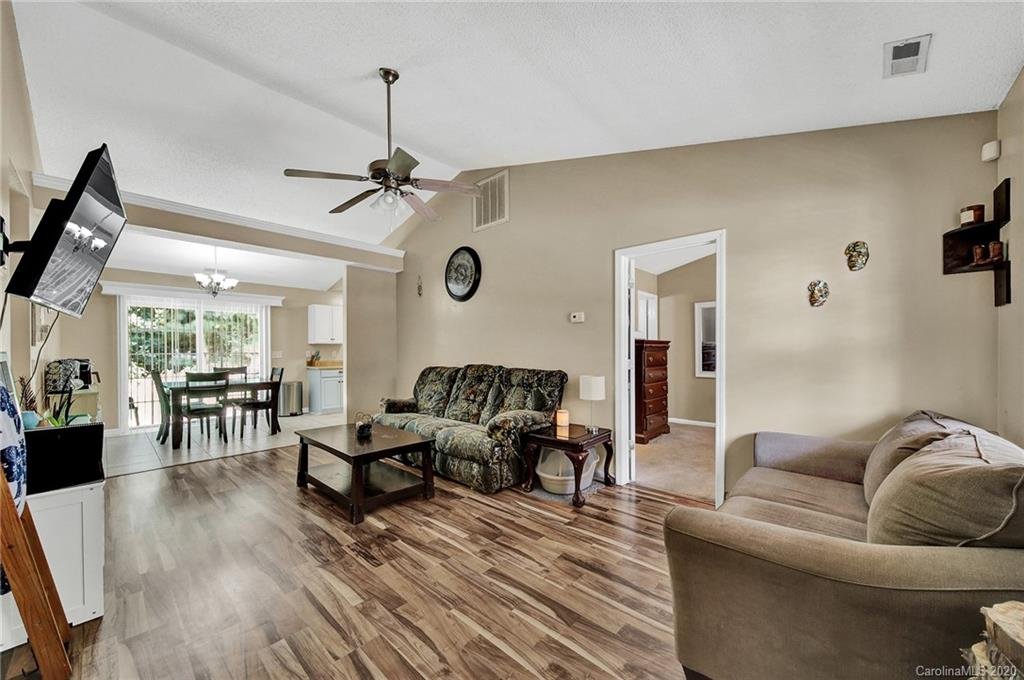 1391 Pampas Circle 15A
