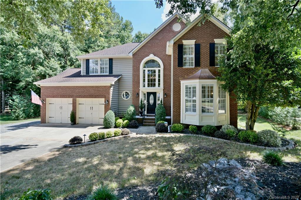 15302 Great Glen Lane