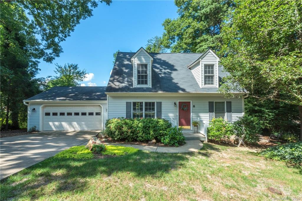 8 Foxberry Drive