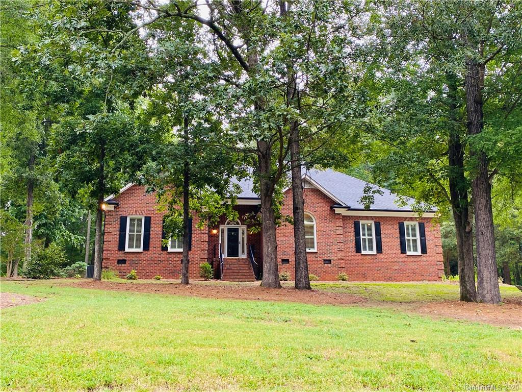 1021 Waterview Lane