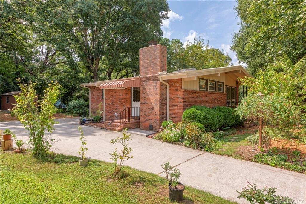 4916 Greenbrook Drive