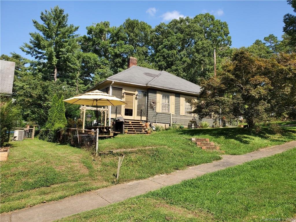 12 Enka Oak Street