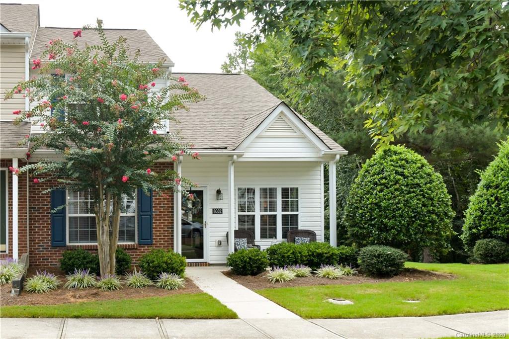 8032 Kennet Lane