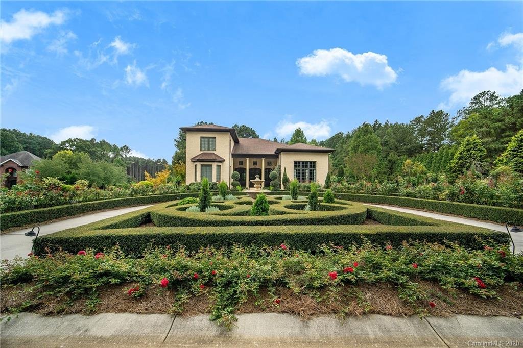 302 E Glenview Drive