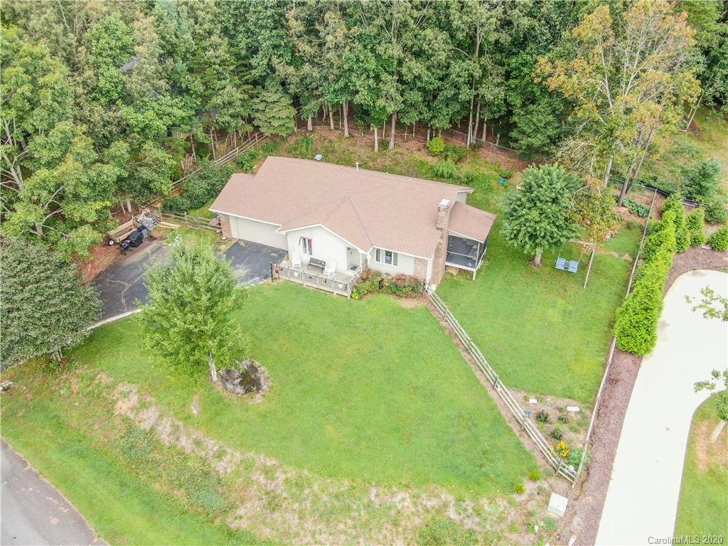 105 Roasted Chestnut Trail