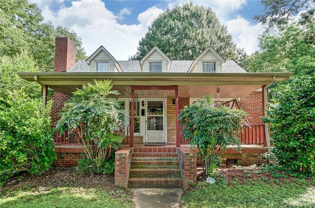 352 Aycock Street