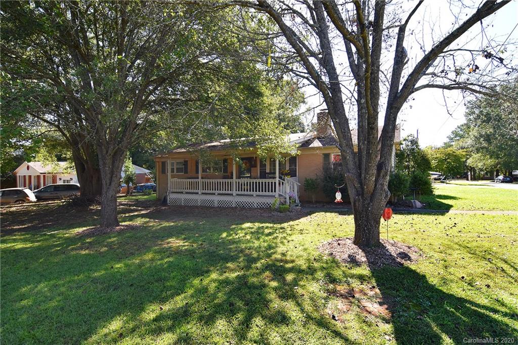 1972 Williams Circle