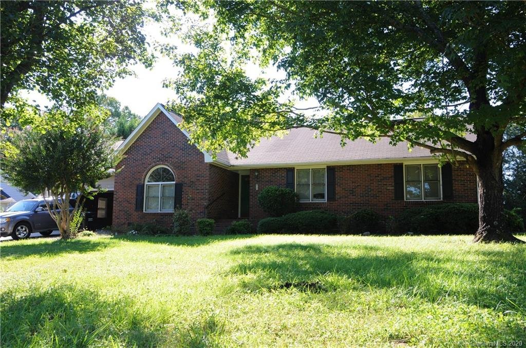 7082 Forest Hills Drive