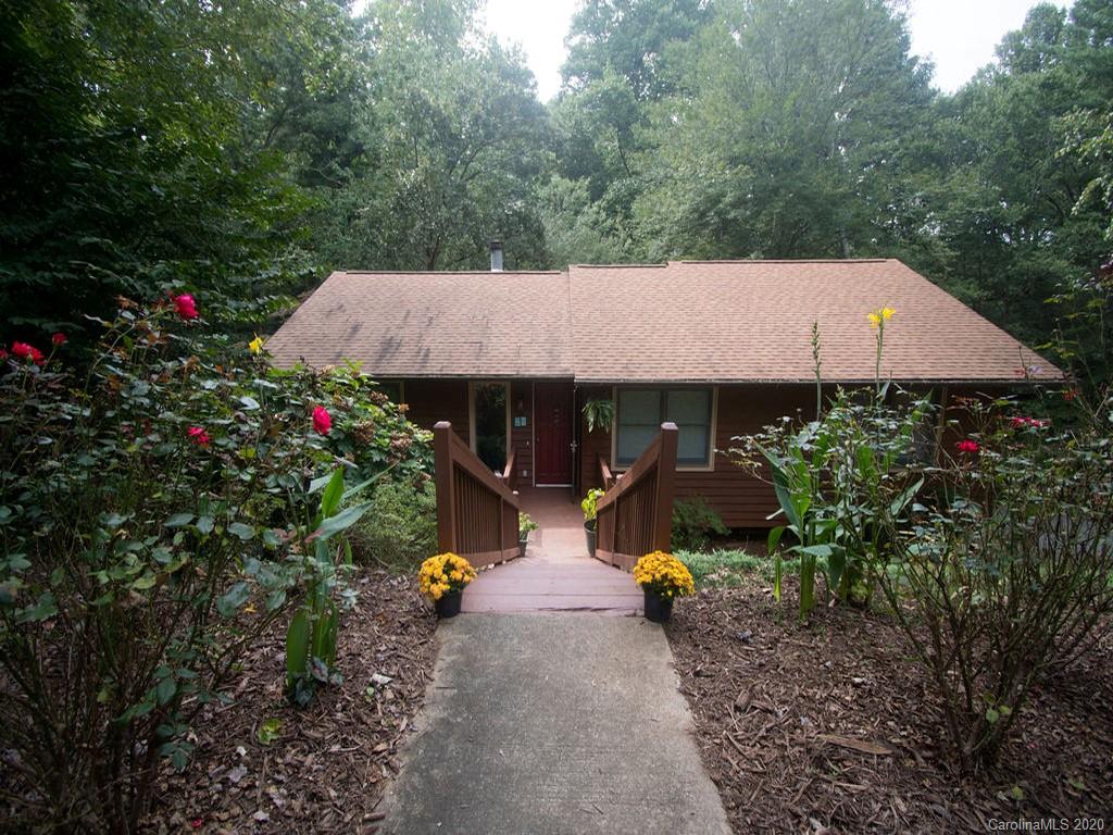 28 Cedar Trail