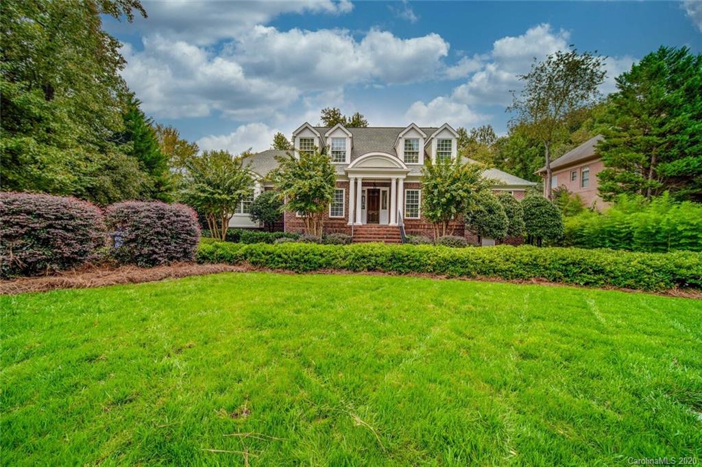 810 Shetland Place