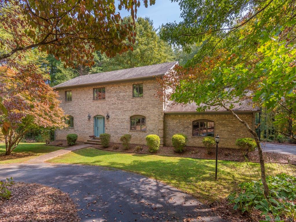 1 Sourwood Lane