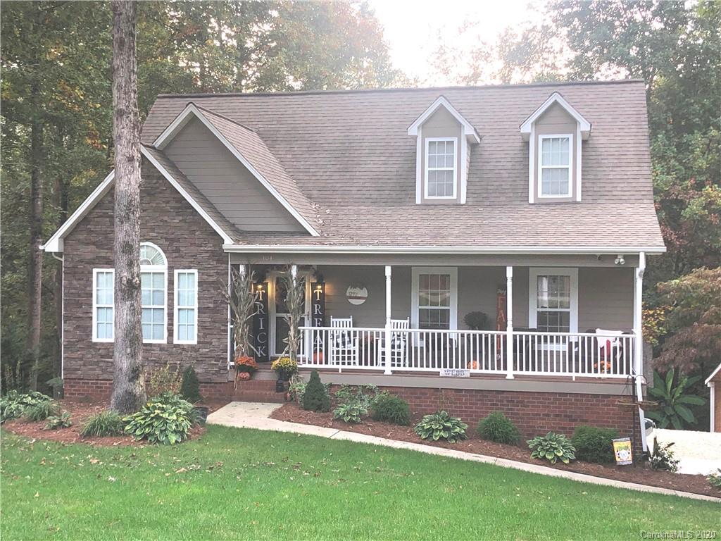 104 Buck Shoals Circle