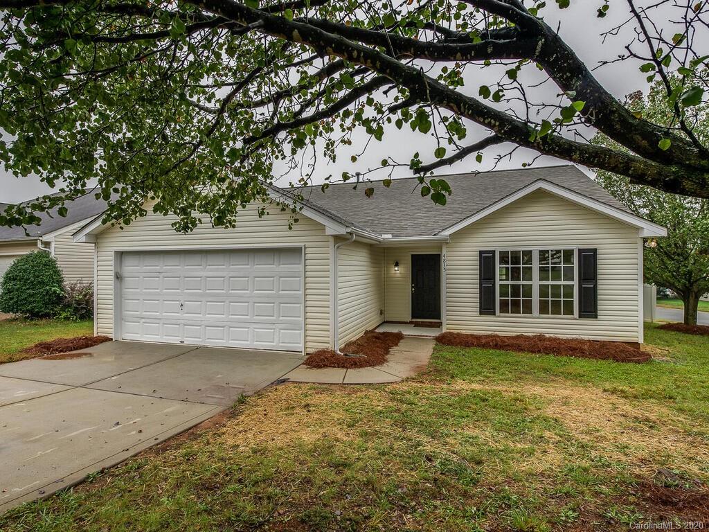 4835 Hopewood Lane