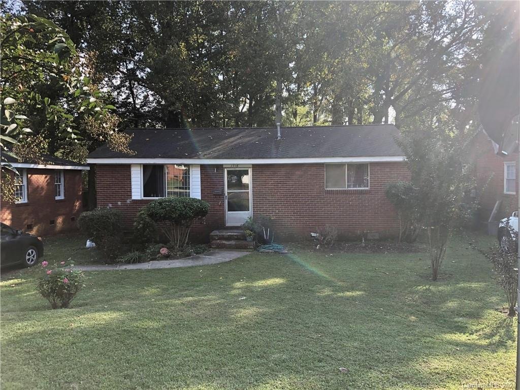 1716 Finchley Drive