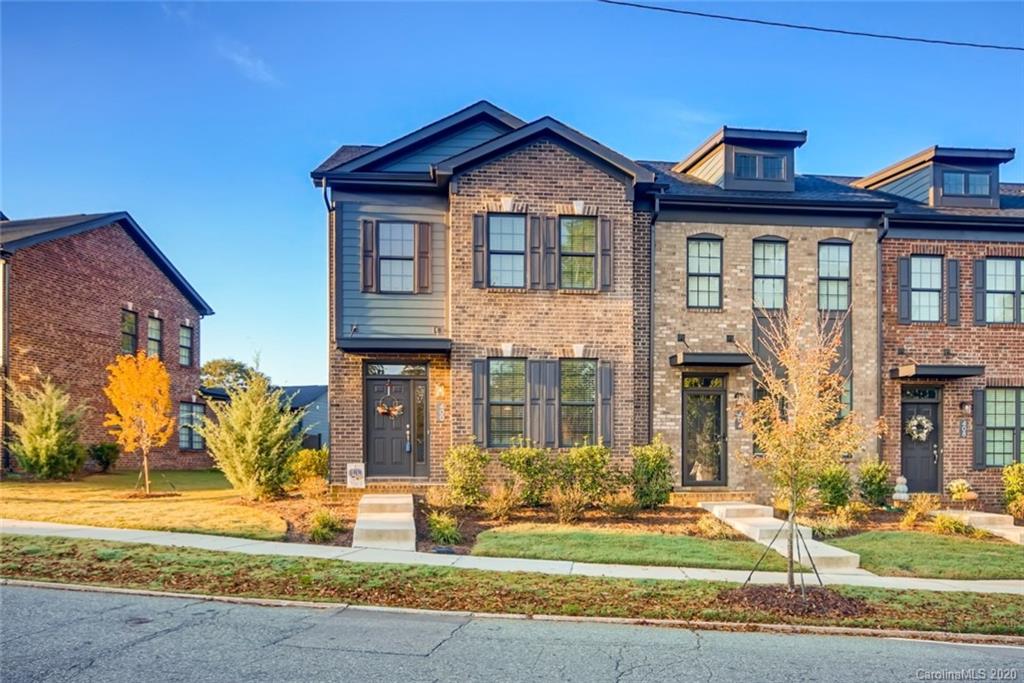 400 Linestowe Drive