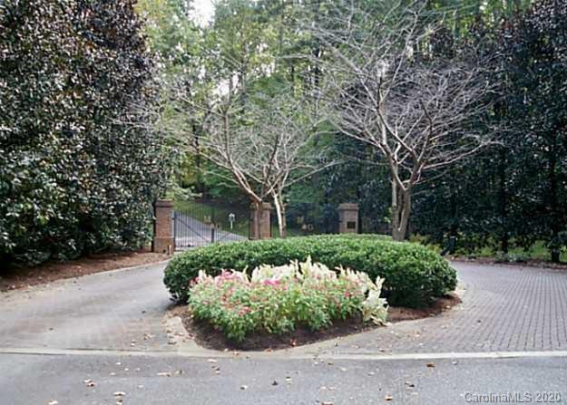0000 Greywalls Lane