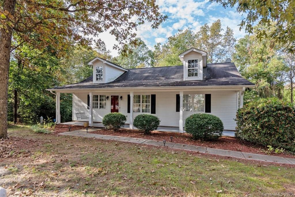 1007 Forest Drive