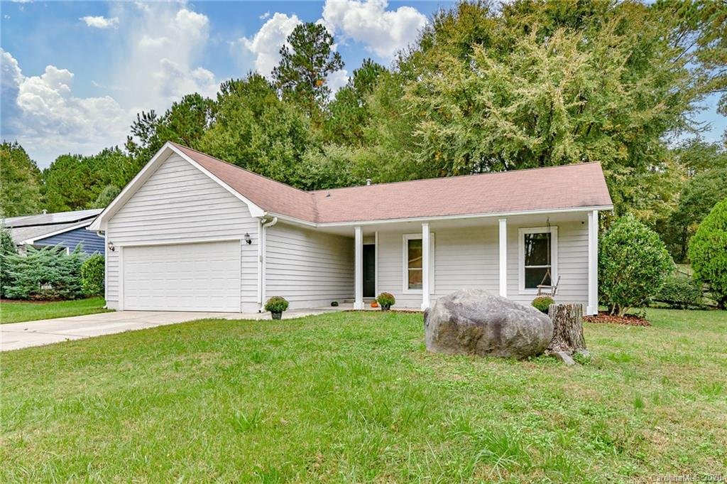 11216 Peppertree Lane