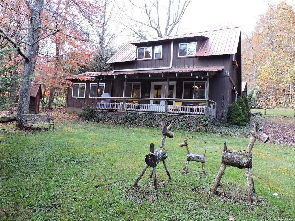 19 Hill Crest Lane
