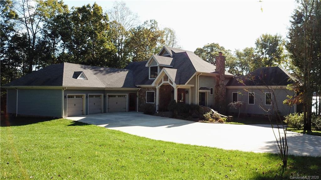 2338 Valelake Road