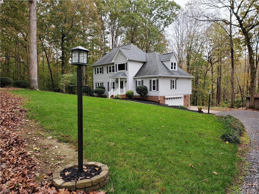 4705 Binwhe Lane 8