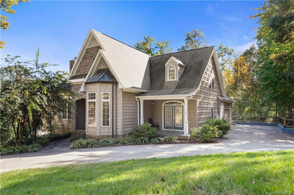118 Shelter Cove Lane