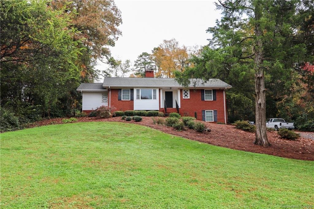 794 Williamsburg Drive