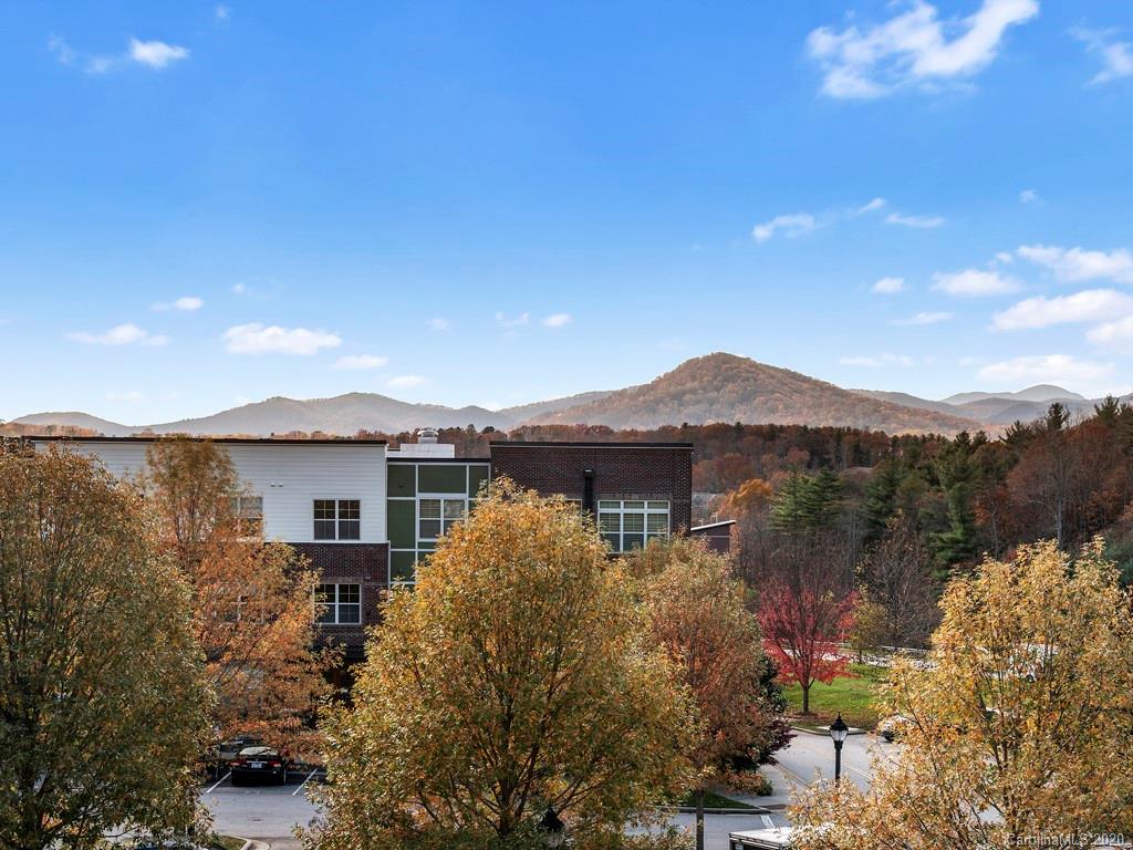 42 Schenck Parkway 205